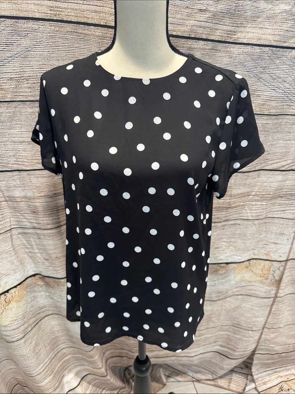 Ann Taylor Black and White Polka Dot Short Sleeve Top